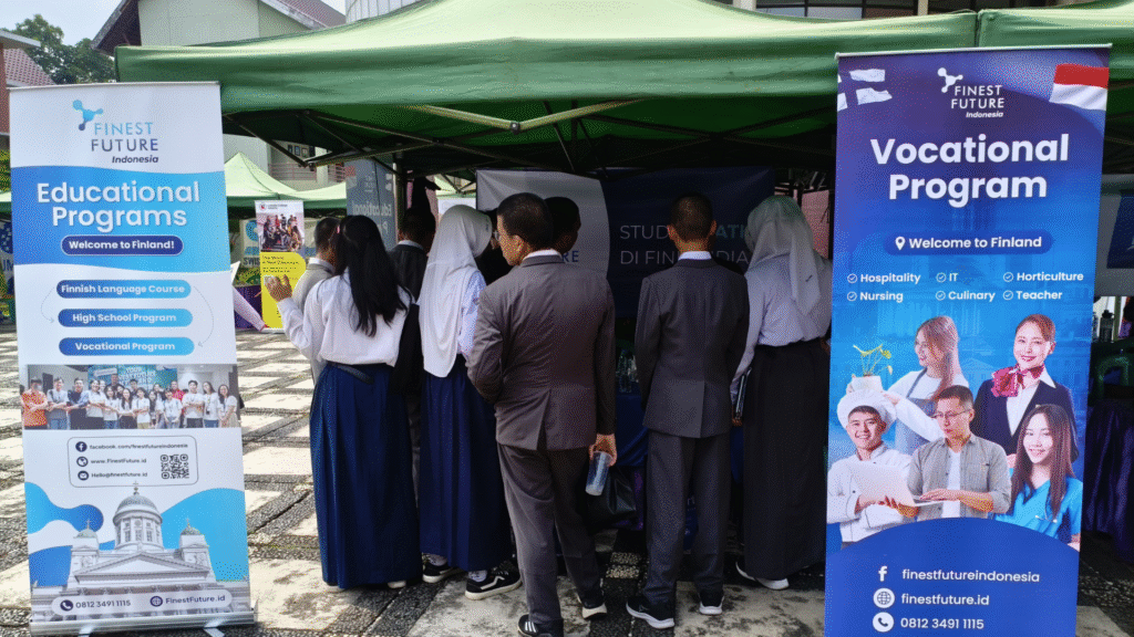 EduFair di SMANU MH Thamrin