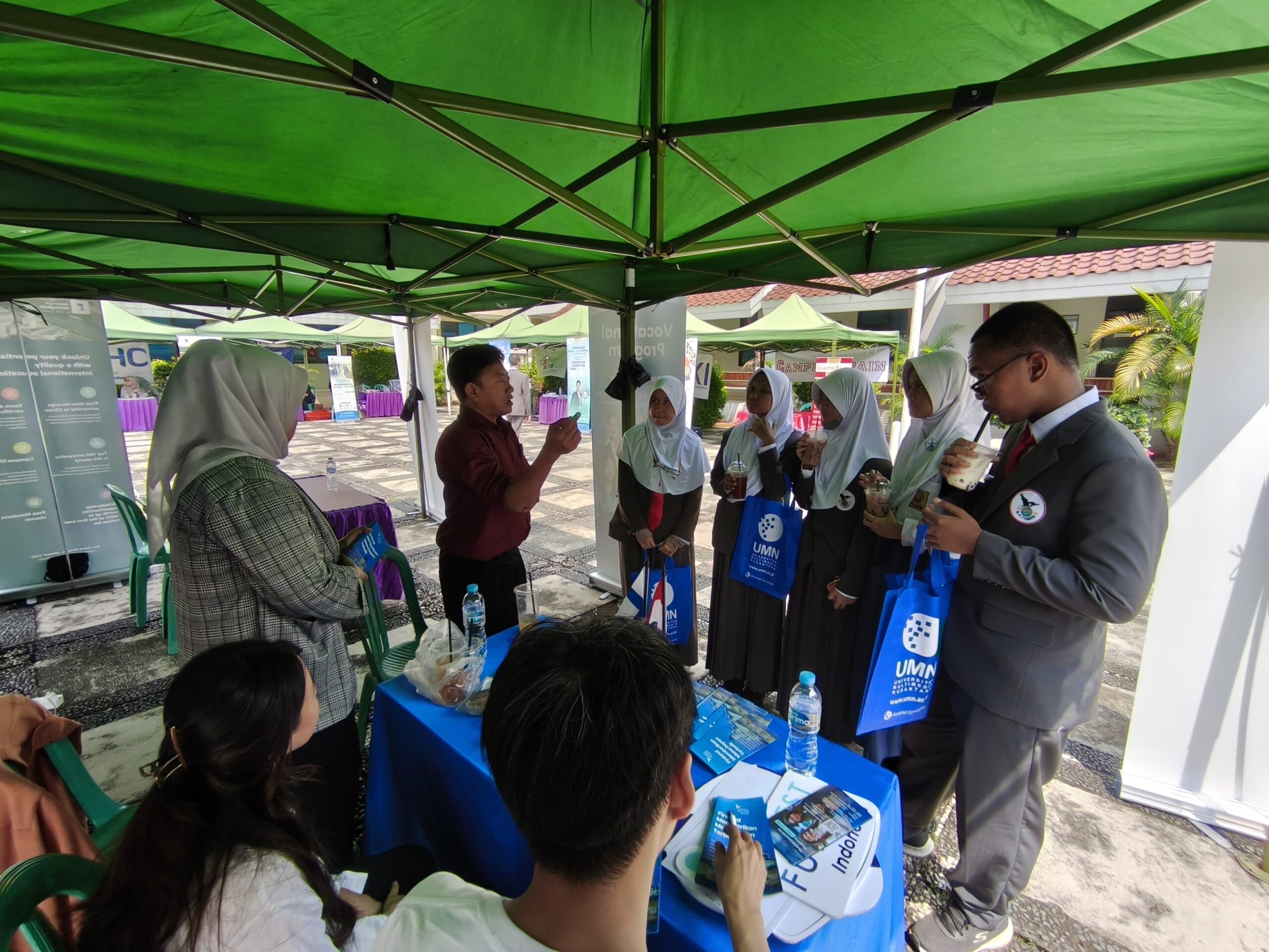 EduFair di SMANU MH Thamrin